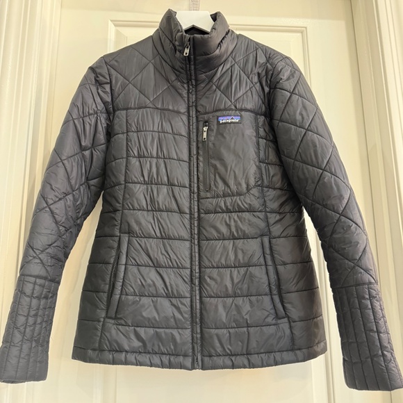 Patagonia Jacket Women's Black Size Medium - Picture 1 of 3
